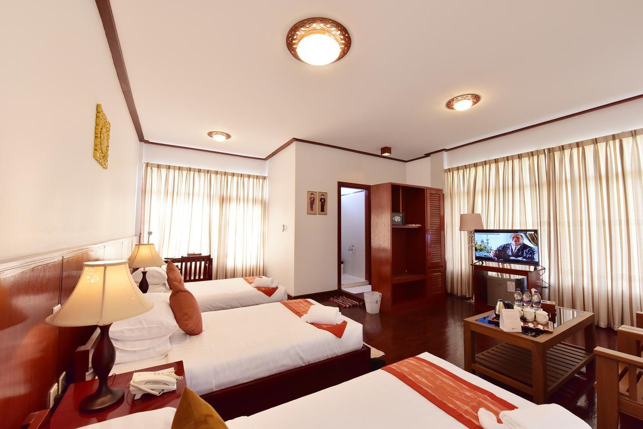 Hotel Maineli Nyaung Shwe Bagian luar foto