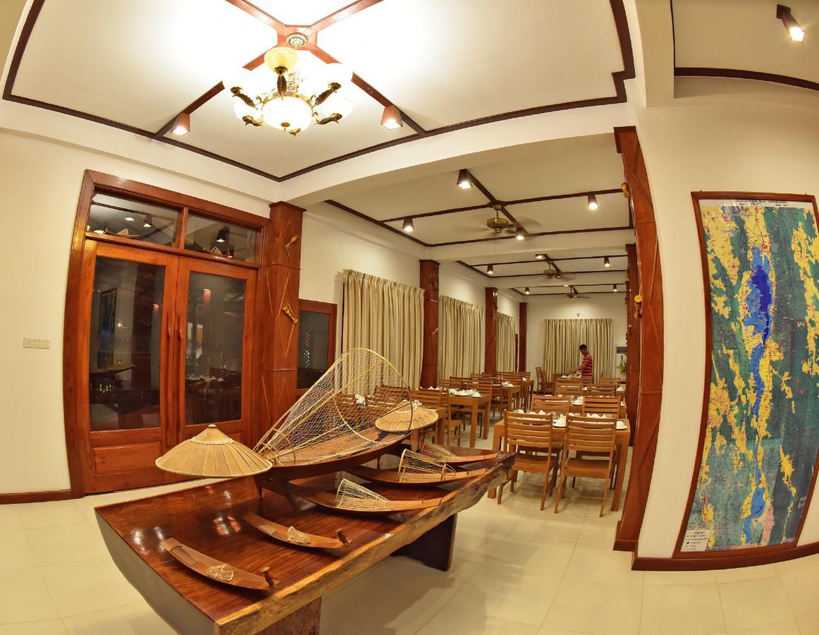 Hotel Maineli Nyaung Shwe Bagian luar foto